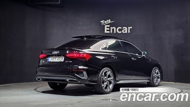 Audi A3 40 TFSI Premium - фото 1