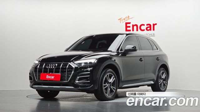 Audi Q5 FY 40 TDI Quattro - фото 0