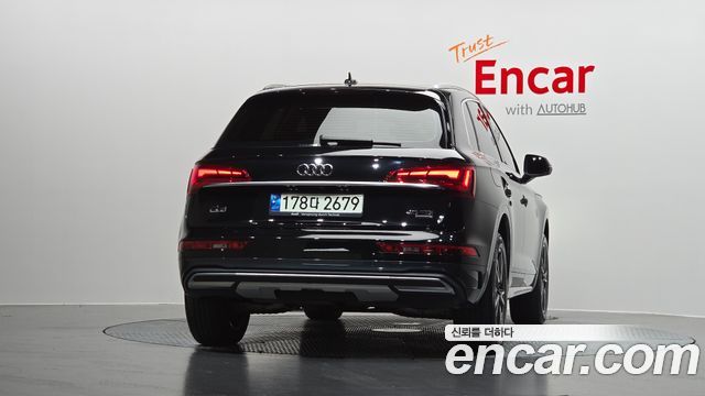 Audi Q5 FY 40 TDI Quattro - фото 3