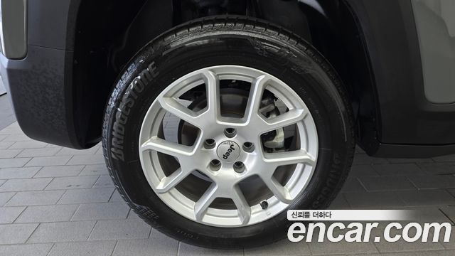 Jeep Renegade 1.3 Longitude - фото 4