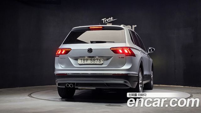 Volkswagen Tiguan 2-го поколения 2.0 TDI 4Motion Prestige - фото 3