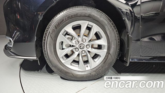Toyota Sienna 4-го поколения 2.5 Hybrid AWD - фото 4