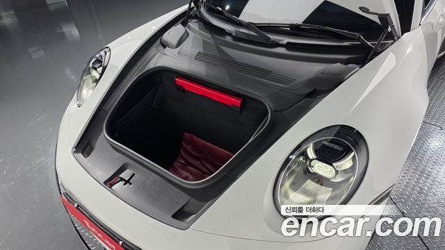 Porsche 911 Carrera 4S - фото 4