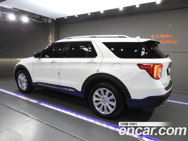 Ford Explorer 6-го поколения 2.3 LimIted 4WD - фото 1