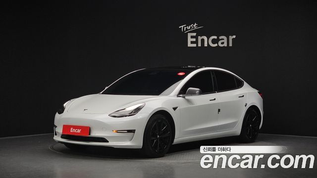 Tesla Model 3 Long Range AWD - фото 0