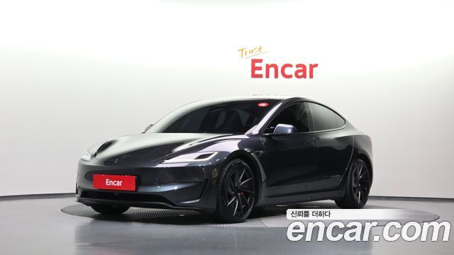 Tesla Model 3 Performance AWD - фото 0