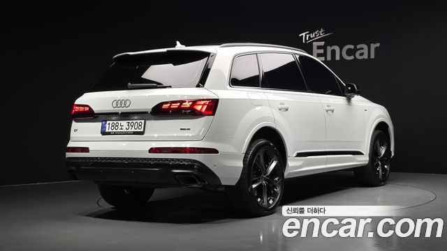 Audi Q7 50 TDI Quattro Premium - фото 1