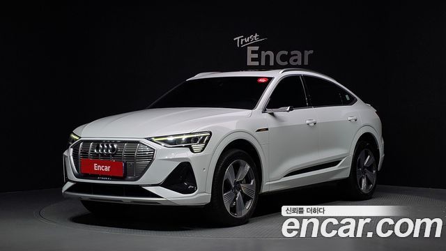 Audi e-Tron 55 Quattro Sportback - фото 0