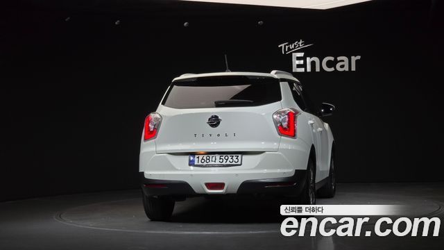 SsangYong Tivoli Armour Diesel VX 2WD - фото 3