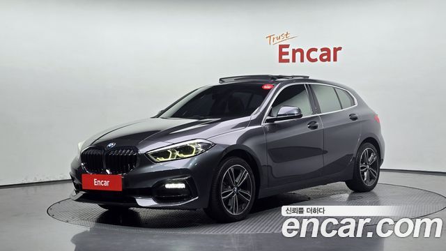 BMW 1 Series F40 118d Sport - фото 0