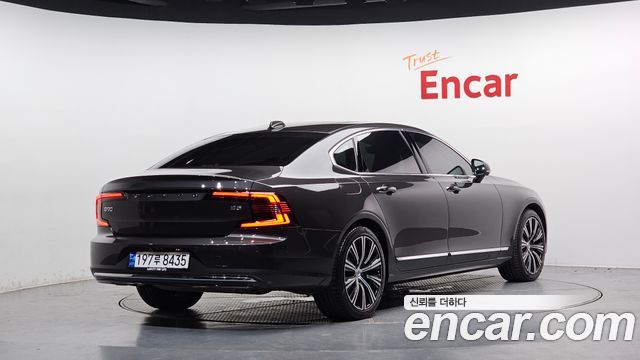 Volvo S90 B5 Ultimate Bright - фото 1