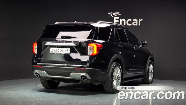 Ford Explorer 6-го поколения 2.3 LimIted 4WD - фото 1