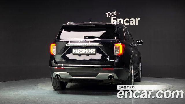 Ford Explorer 6-го поколения 2.3 LimIted 4WD - фото 3