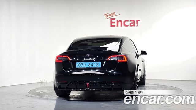 Tesla Model 3 Long Range AWD - фото 3