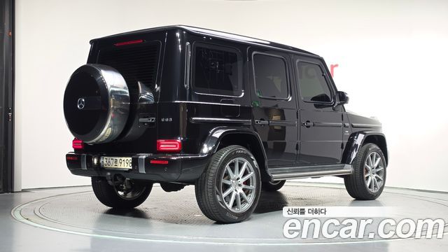 Mercedes-Benz G-Class AMG G63 - фото 1