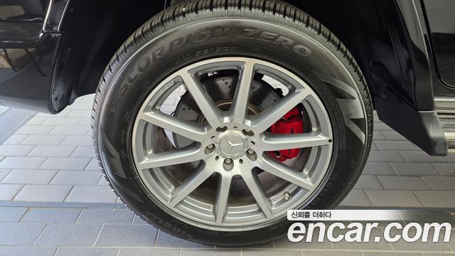 Mercedes-Benz G-Class AMG G63 - фото 4