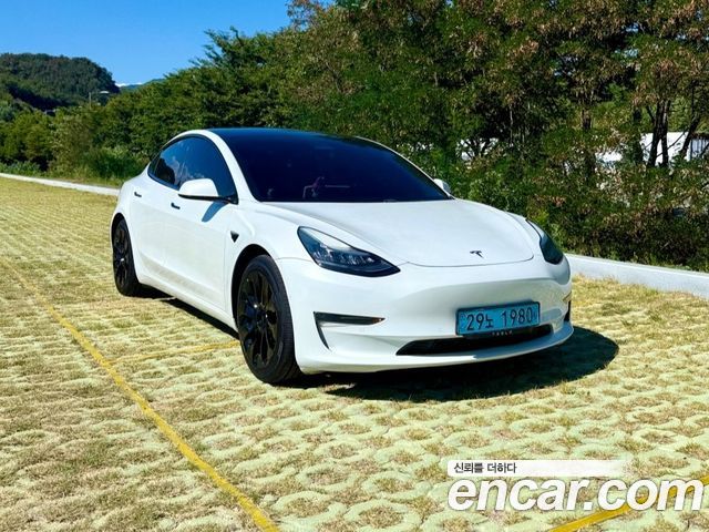 Tesla Model 3 Long Range AWD - фото 2