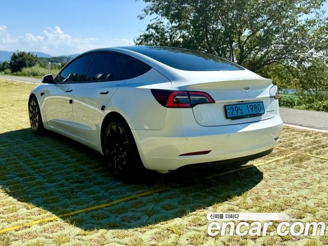 Tesla Model 3 Long Range AWD - фото 3