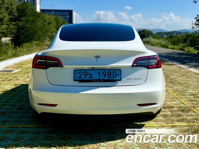 Tesla Model 3 Long Range AWD - фото 4