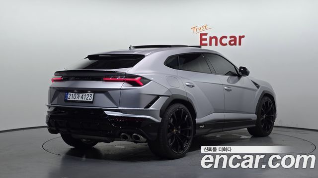 Lamborghini Urus 4.0 V8 S - фото 1