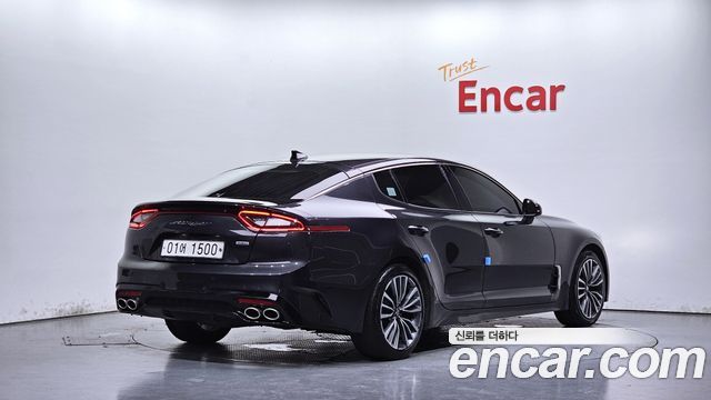 Kia Stinger 2.0 Turbo AWD Prime - фото 1