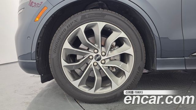 Lincoln Aviator 2-го поколения 3.0 PHEV GT AWD - фото 4