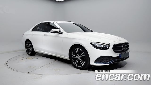Mercedes-Benz E-Class W213 E250 Avantgarde - фото 2