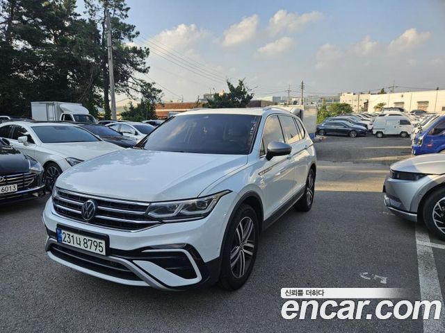 Volkswagen Tiguan Allspace 2.0 TSI Prestige - фото 1