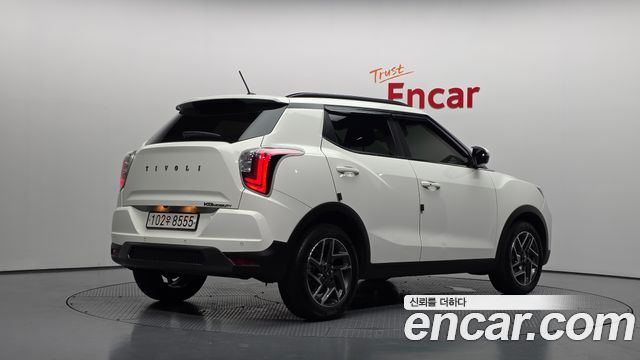 SsangYong Tivoli New 1.6 2WD V3 - фото 1