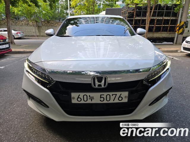 Honda Accord 10-го поколения 1.5 Turbo - фото 1