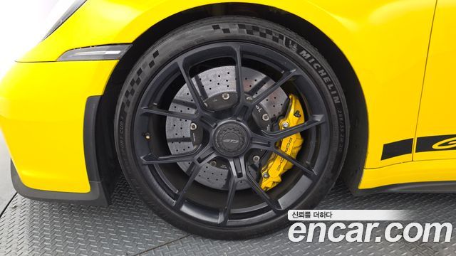 Porsche 911 GT3 - фото 4