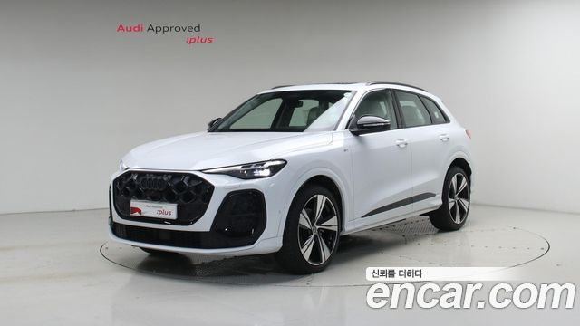 Audi Q5 45 TFSI Quattro S line - фото 0