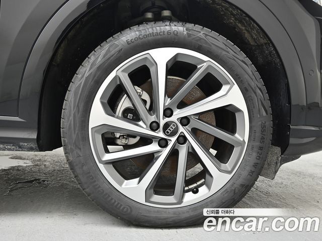 Audi Q5 40 TDI Quattro S Line - фото 4