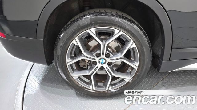 BMW X1 F48 xDrive 20i xLine - фото 4
