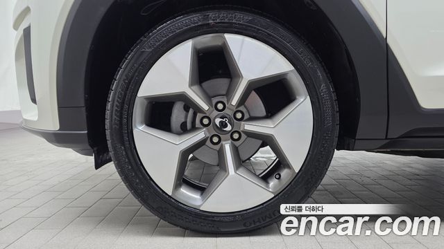 SsangYong Torres EVX E7 - фото 3