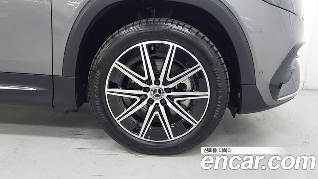 Mercedes-Benz EQB X243 EQB300 4MATIC AMG Line - фото 4
