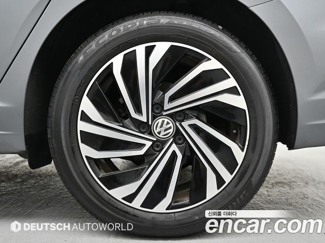 Volkswagen Jetta 7-го поколения 1.4 TSI Prestige - фото 4