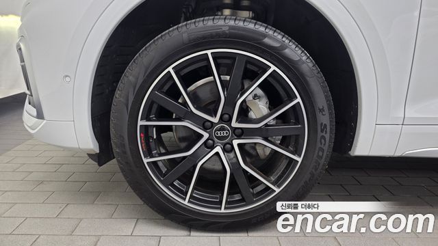 Audi Q5 FY 45 TFSI Quattro Sportback Premium - фото 4