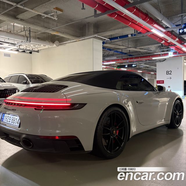 Porsche 911 Carrera GTS Cabriolet - фото 1