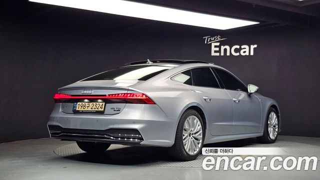 Audi A7 45 TDI Quattro Premium - фото 1