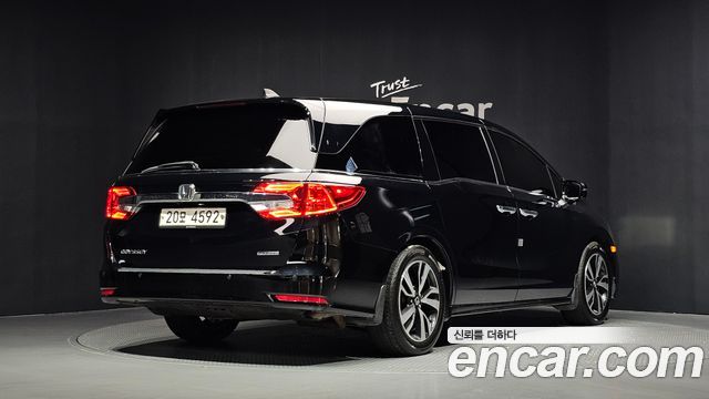 Honda Odyssey 3.5 5th - фото 1