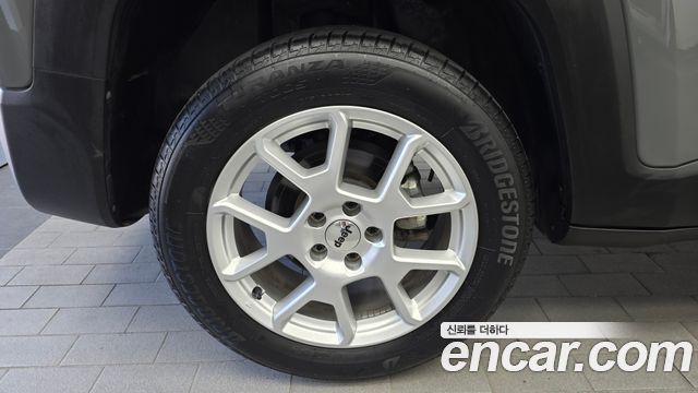 Jeep Renegade 1.3 Longitude - фото 4