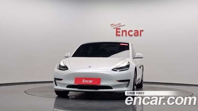 Tesla Model 3 Standard Range Plue RWD - фото 1