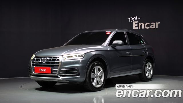 Audi Q5 FY 40 TDI Quattro Premium - фото 0