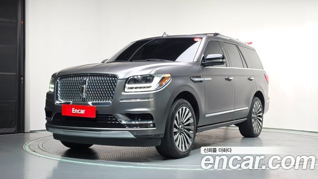 Lincoln Navigator 4-го поколения 3.5L - фото 0