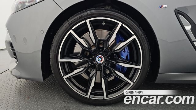 BMW 8 Series G15 M850i xDrive Gran Coupe - фото 4