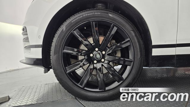 Land Rover Range Rover Velar 3.0 D300 R-Dynamic HSE - фото 3