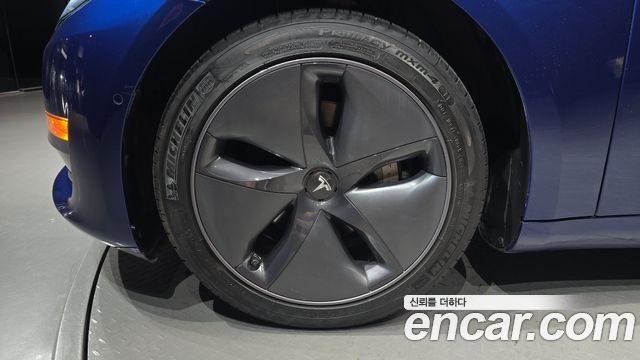 Tesla Model 3 Standard Range Plue RWD - фото 4