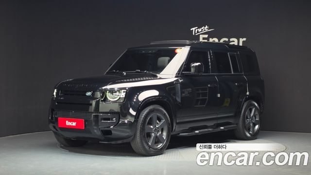 Land Rover Defender L663 110 D300 X-Dynamic HSE - фото 0