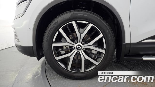 Renault Samsung QM6 New 2.0 LPe RE Signature 2WD - фото 4